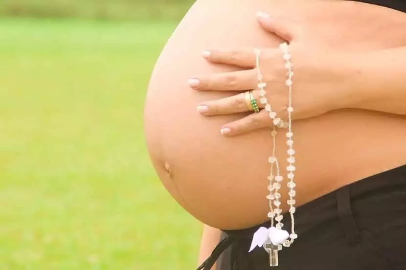 Embarazo intrauterino